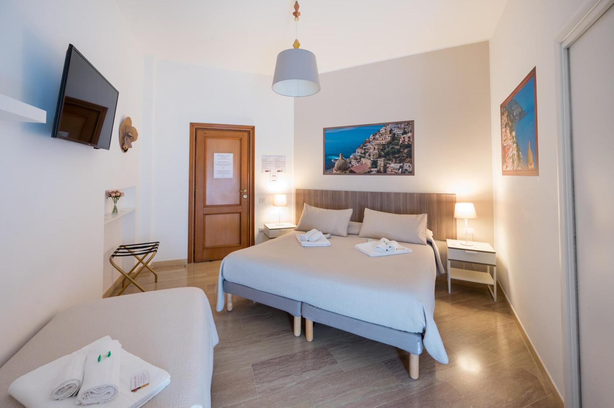 Panoramic Rooms Σαλέρνο Εξωτερικό φωτογραφία