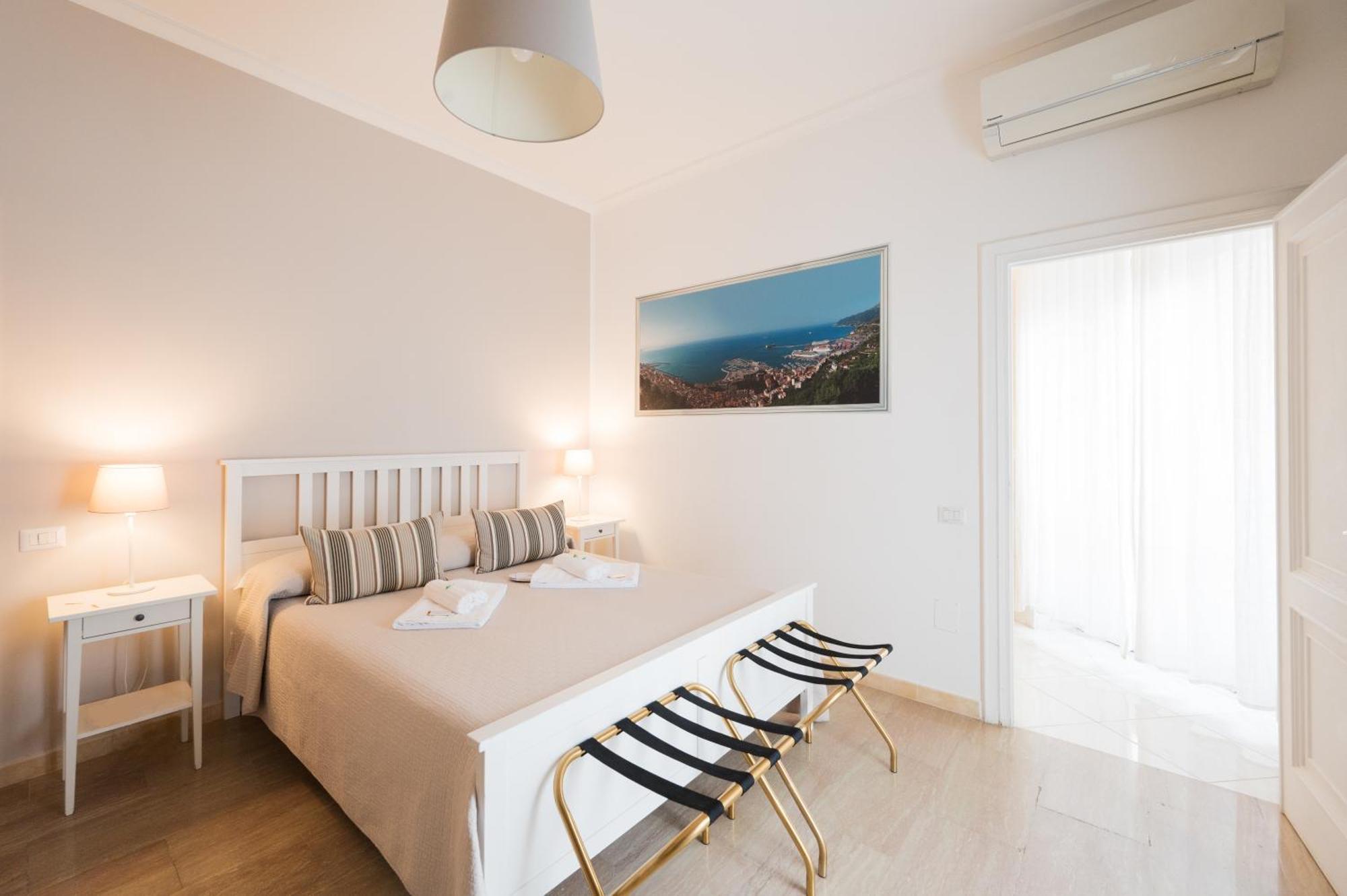 Panoramic Rooms Σαλέρνο Εξωτερικό φωτογραφία